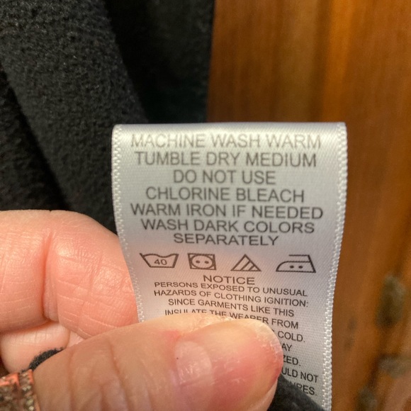 Polar King Woman’s Vest. - Picture 6 of 8